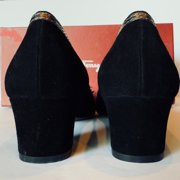 Salvatore Ferragamo Black Suede with Gold detail Heels 8.5 AA - Picture 4 of 10